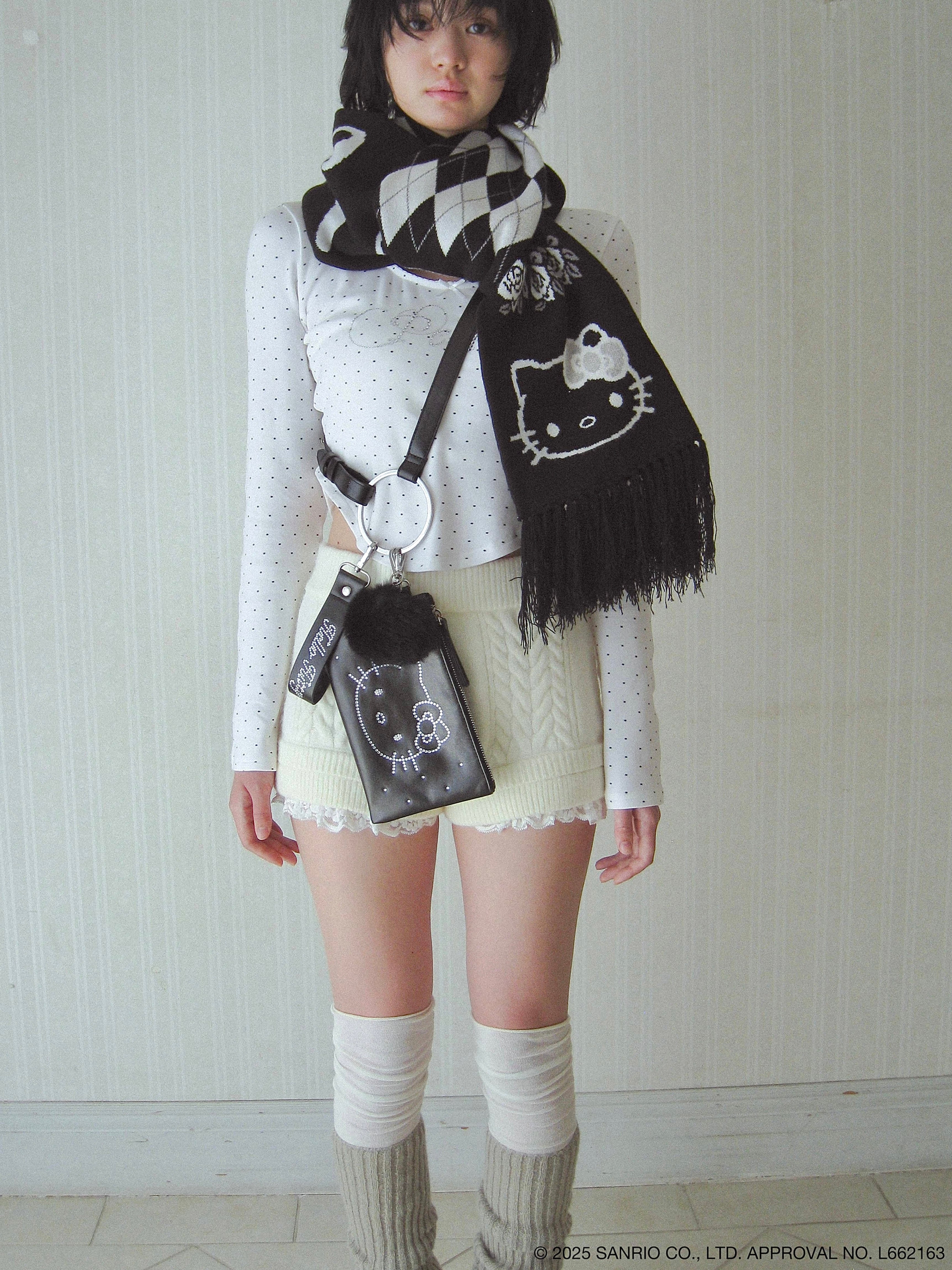 HELLOKITTY hug knitmuffler