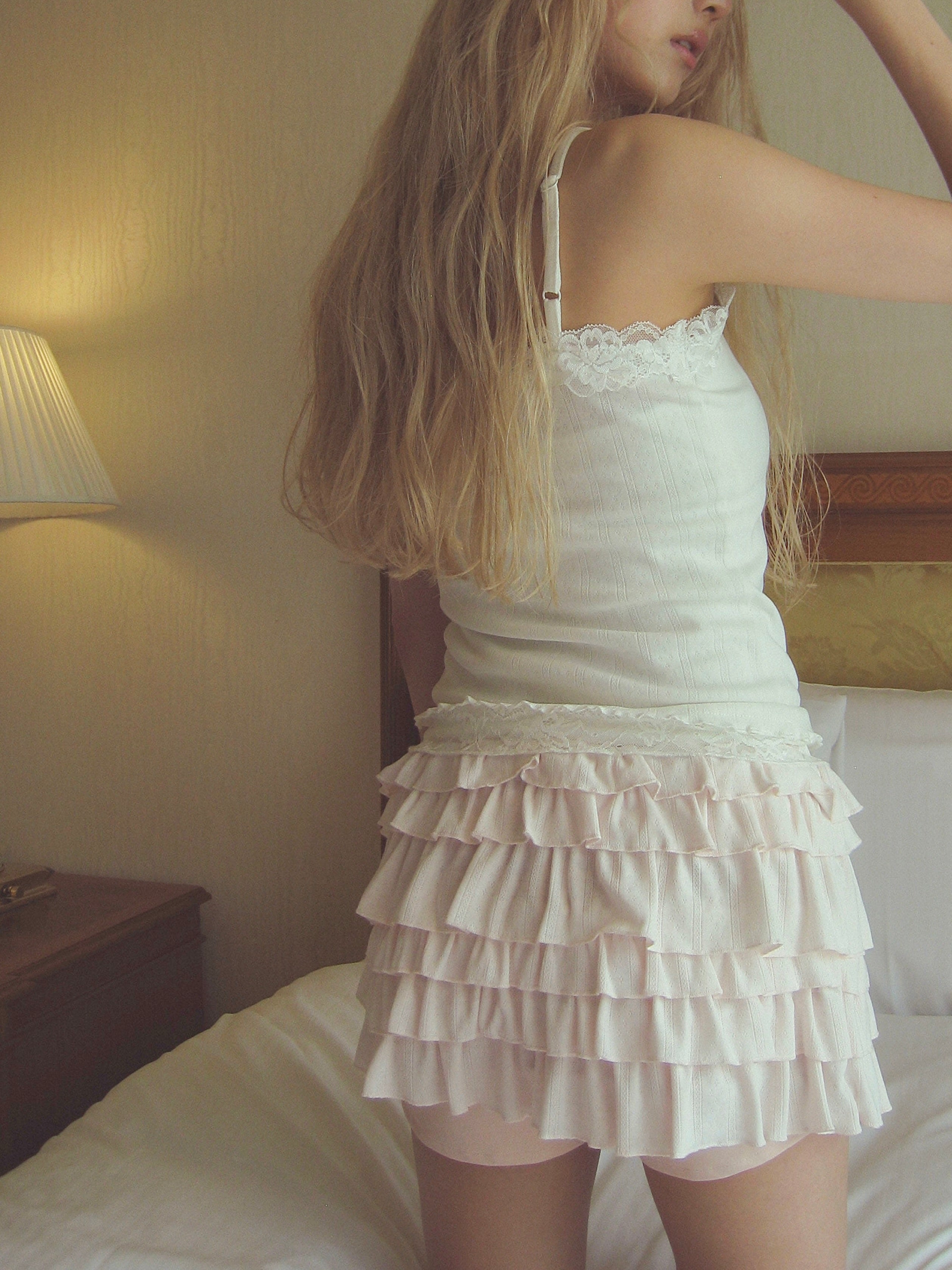 eyelet tiered mini pants