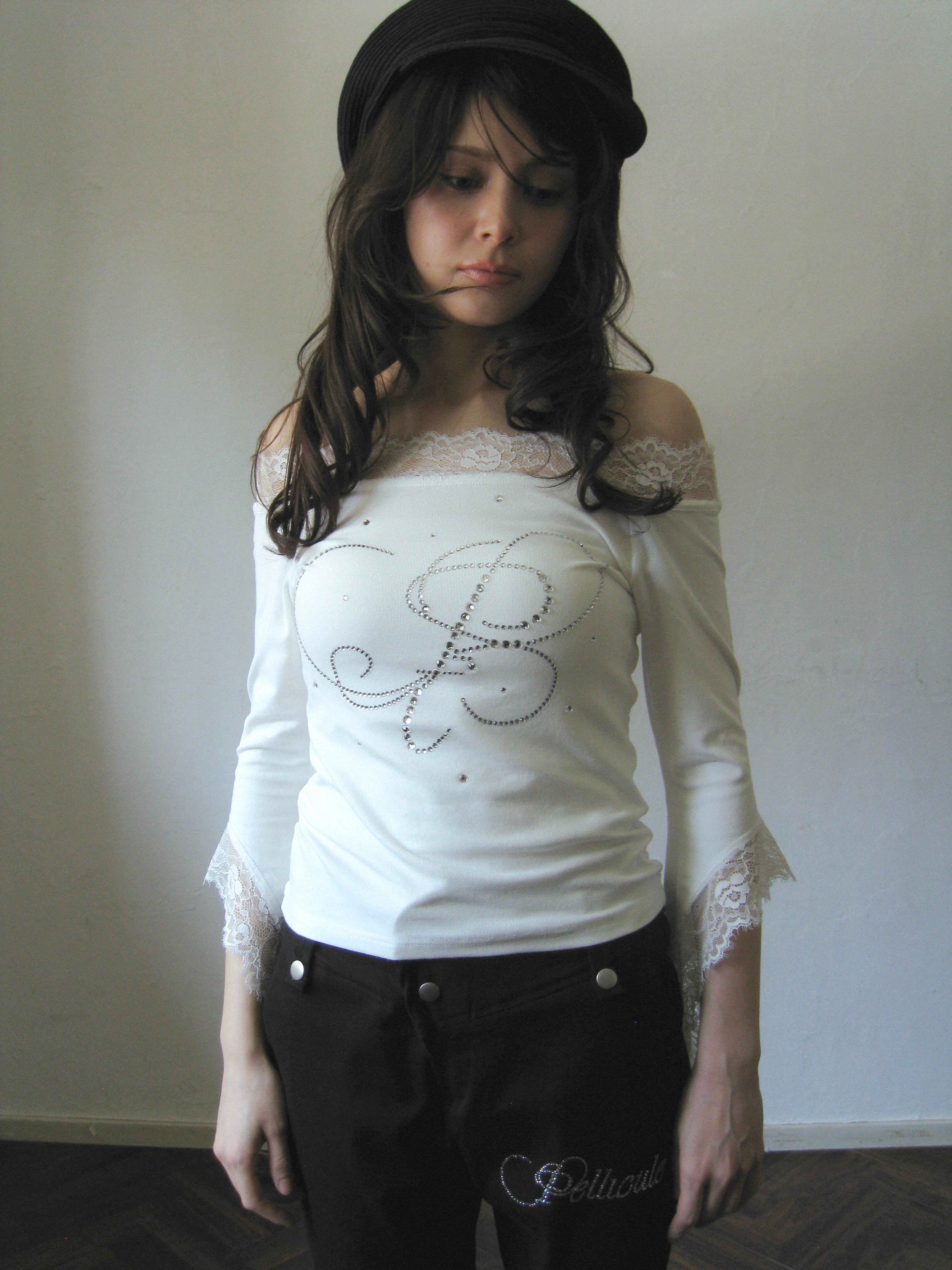 fluttering offshoulder｜PELLICULE | ぺリキュール