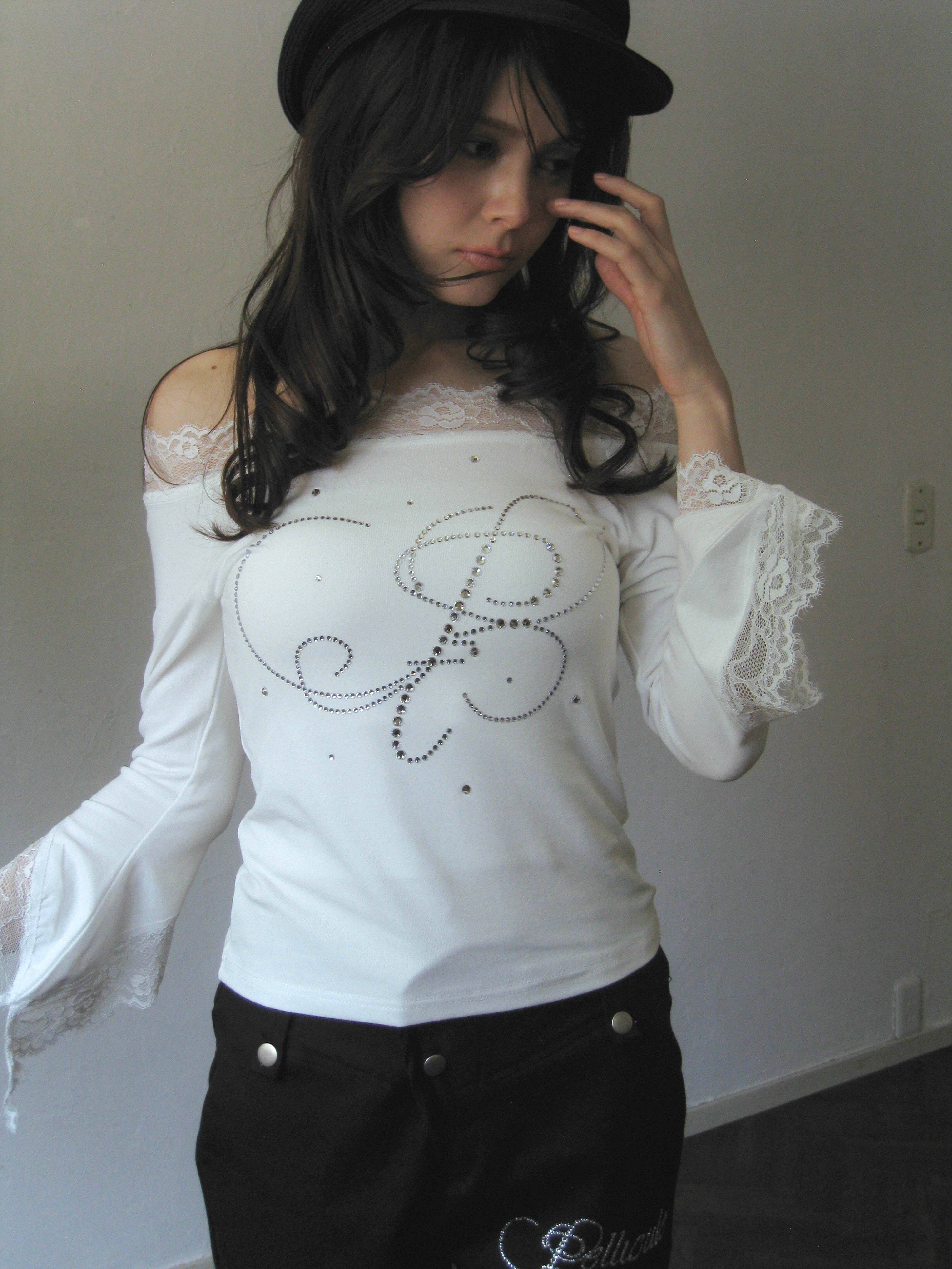 fluttering offshoulder｜PELLICULE | ぺリキュール