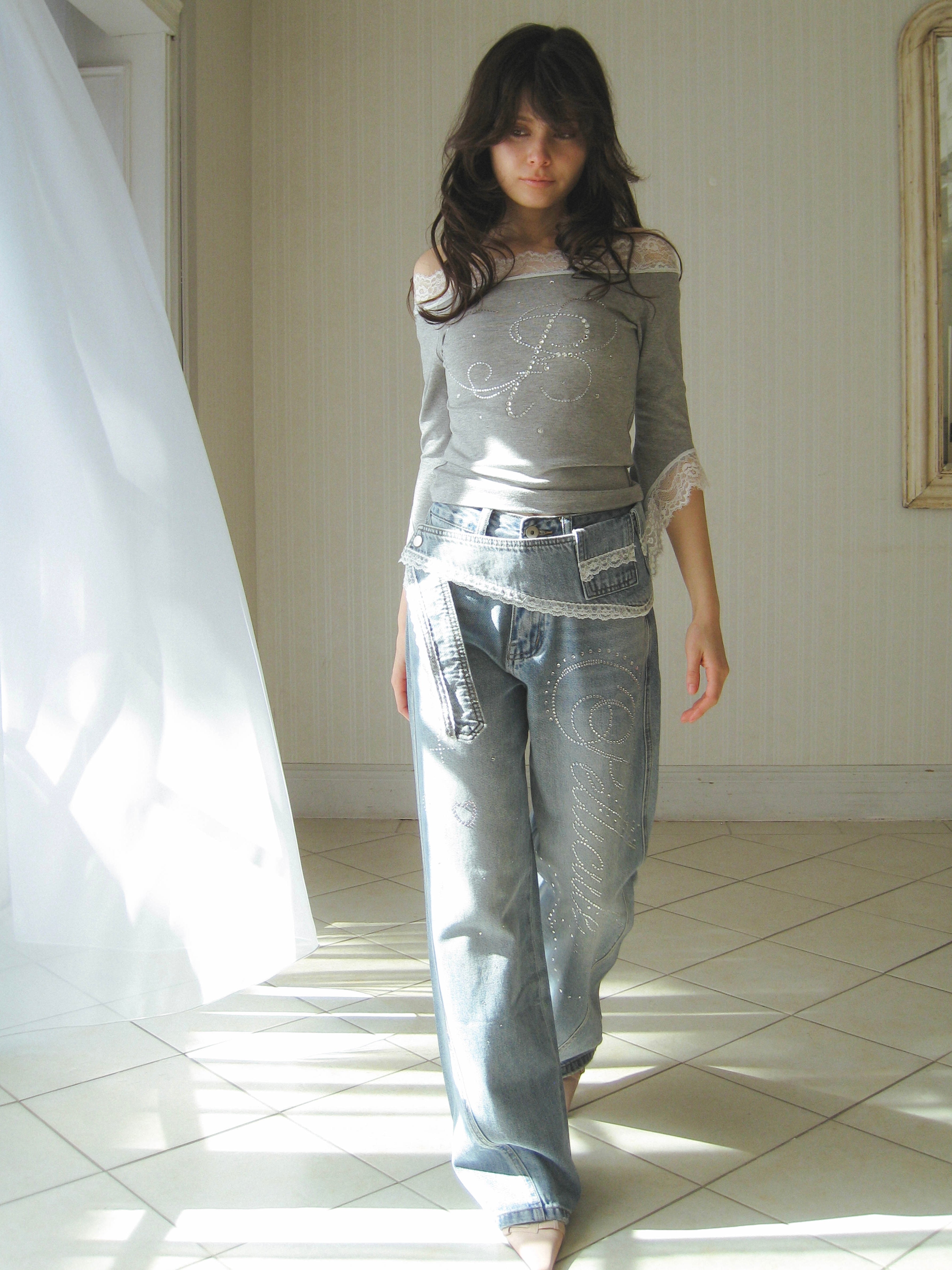 pellicule ペリキュール silky oneshoulder tp fluttering offshoulder｜PELLICULE | ぺリキュール