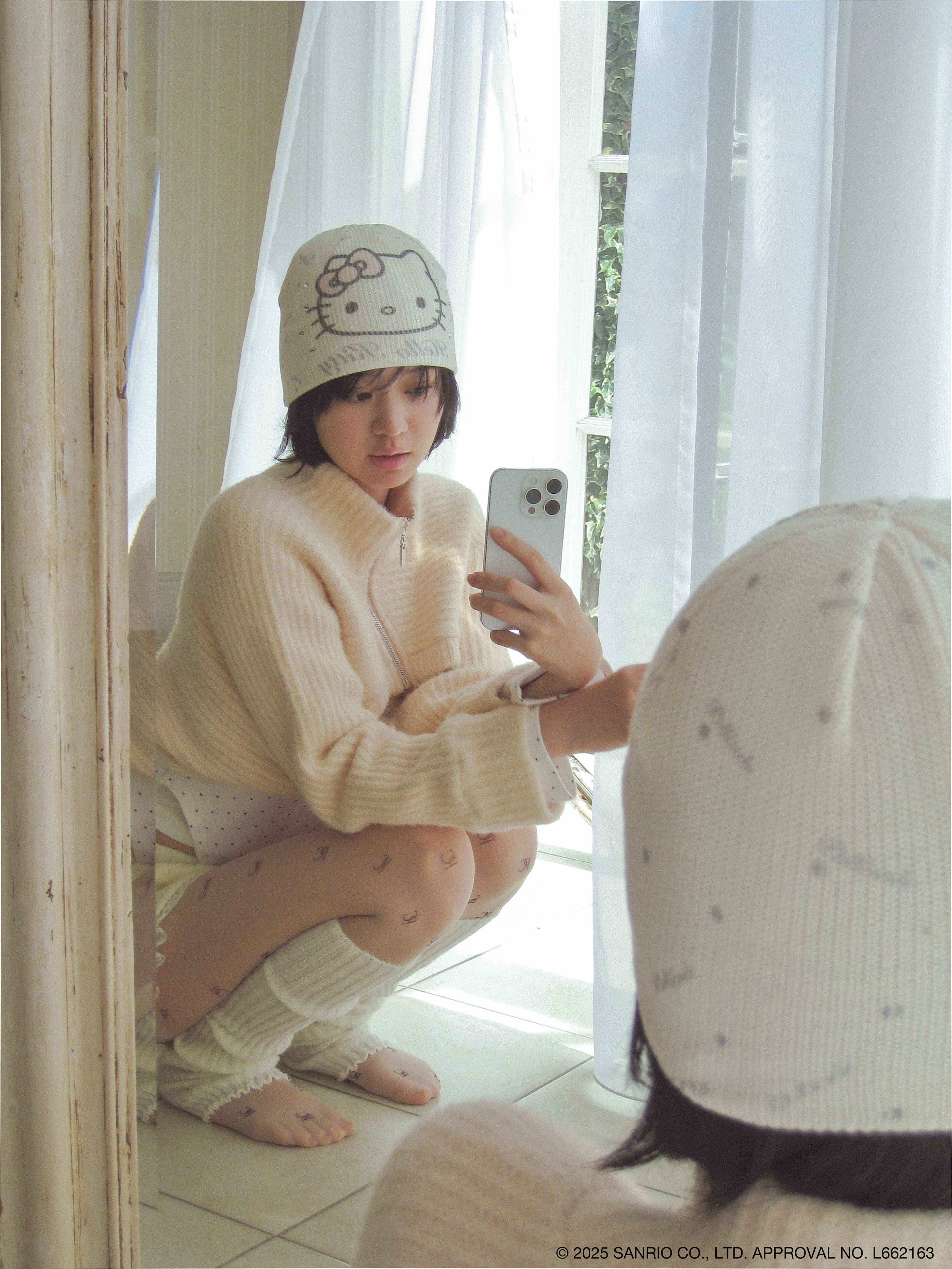 HELLO KITTY doodle beanie