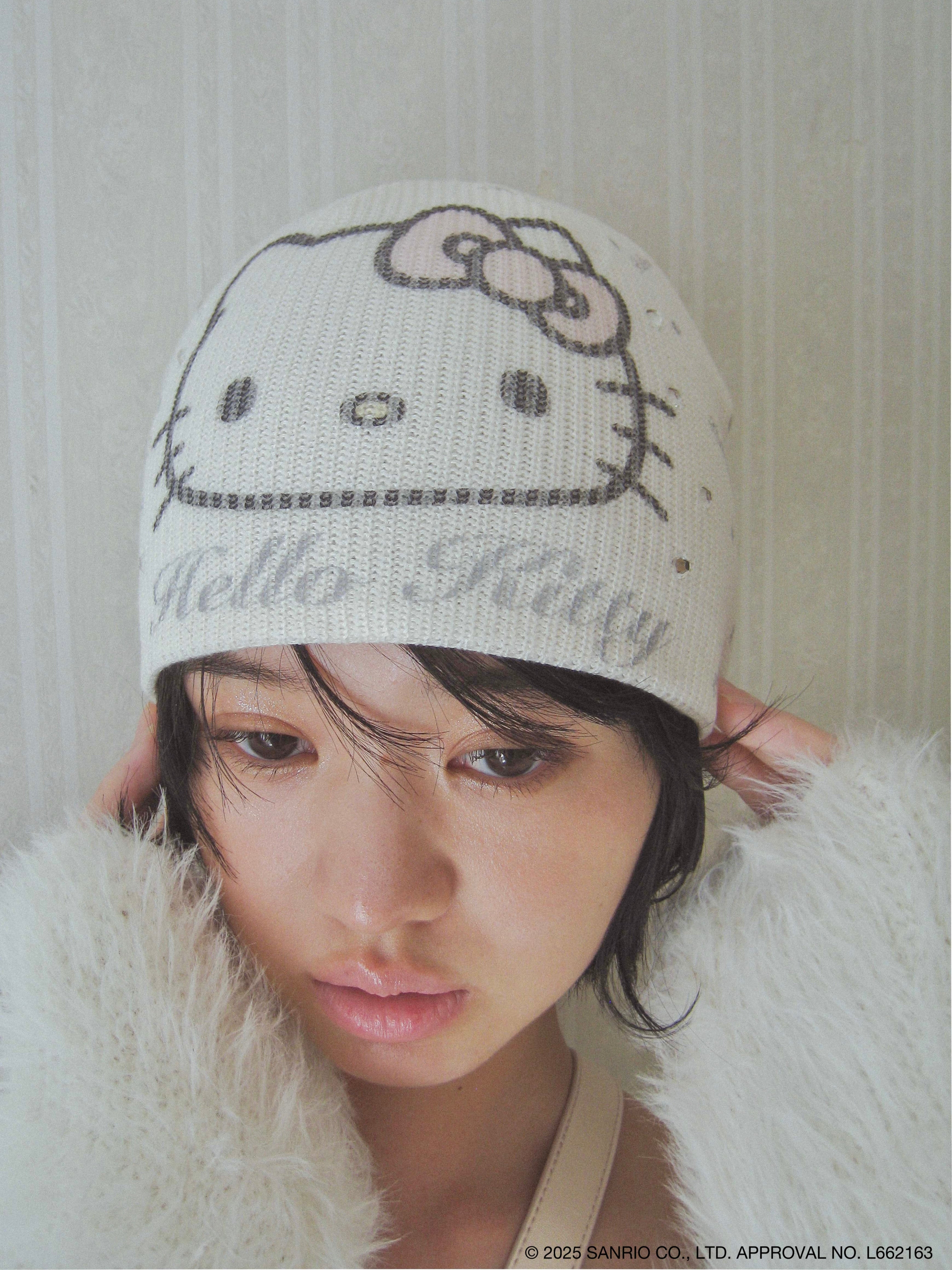 HELLO KITTY doodle beanie