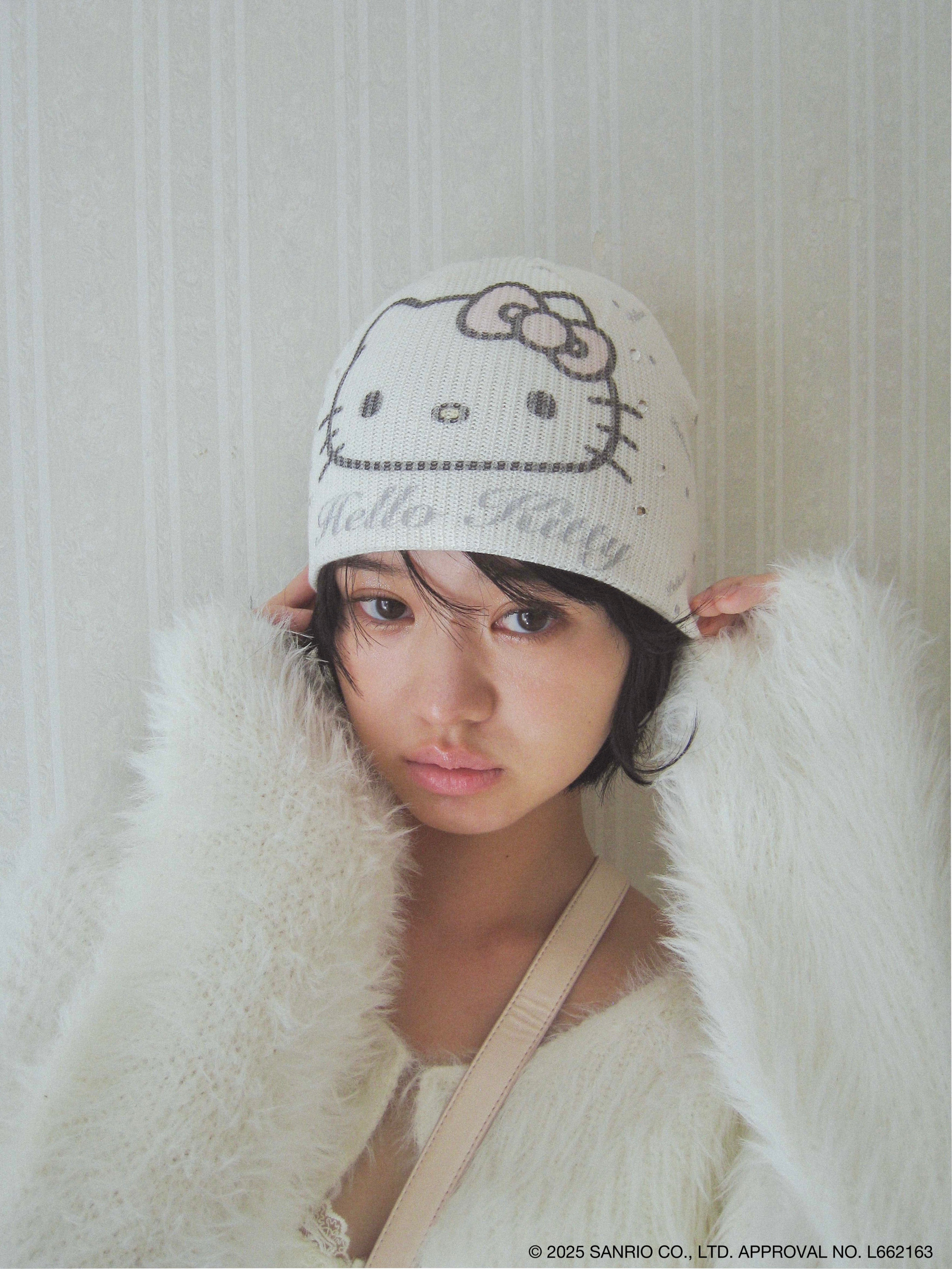 HELLO KITTY doodle beanie