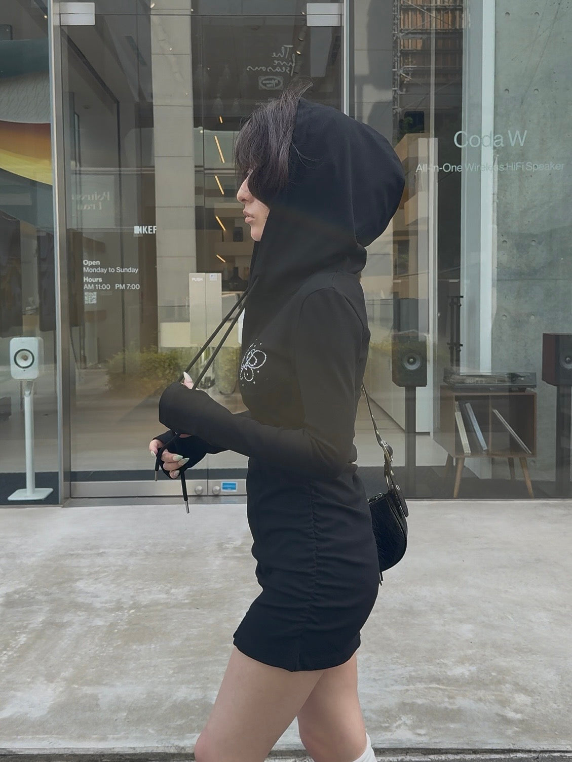 loose hoodie op