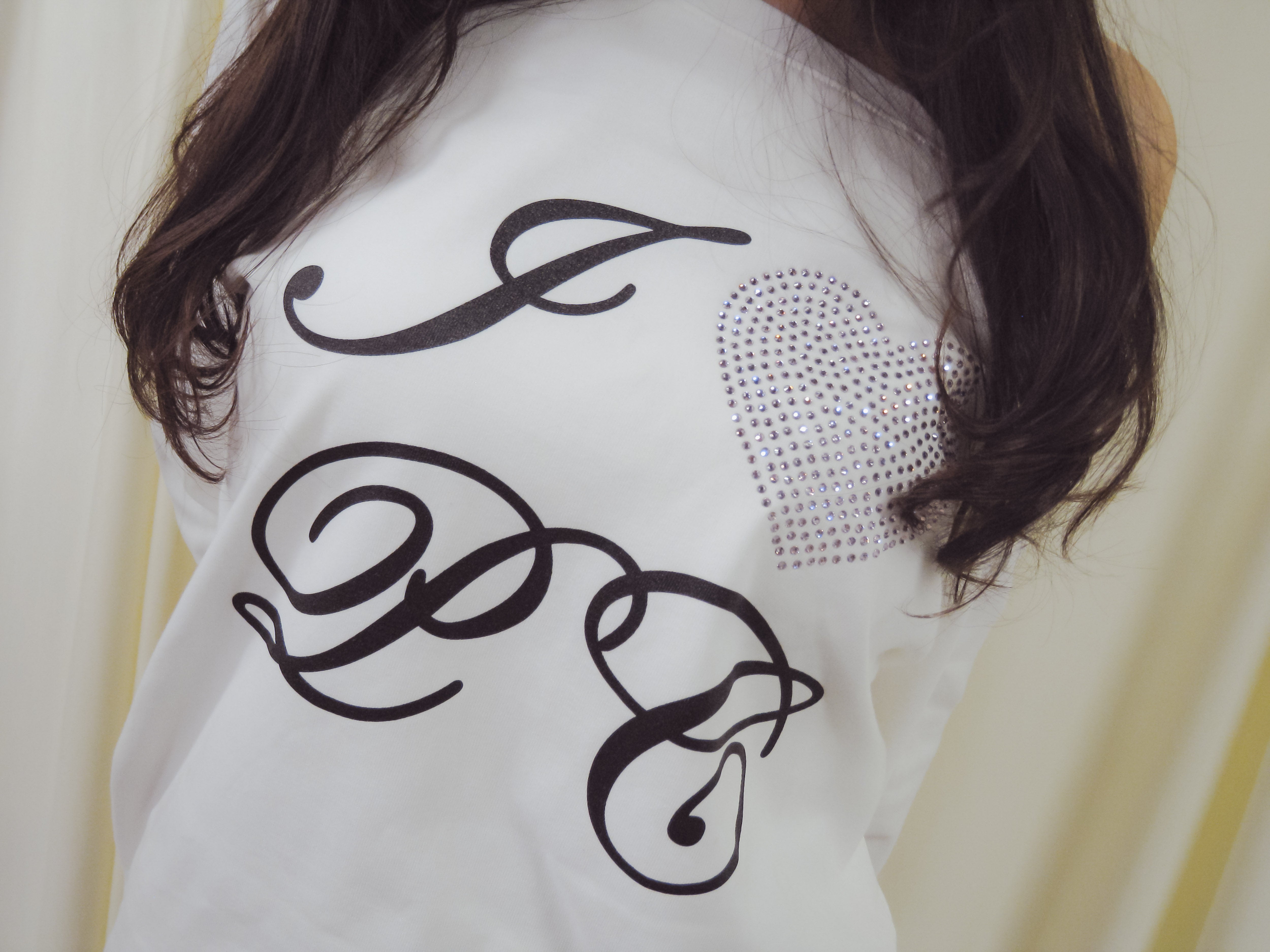 jewelic luv tee